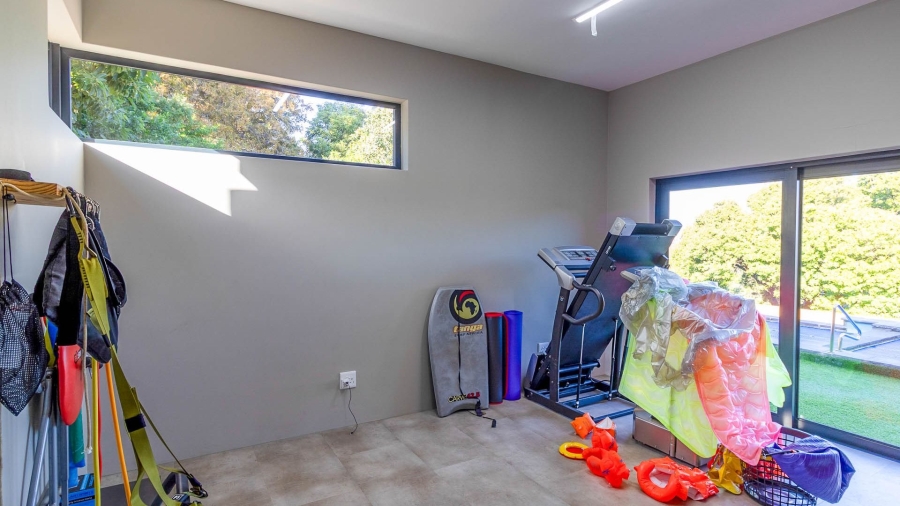 9 Bedroom Property for Sale in Onrus Western Cape